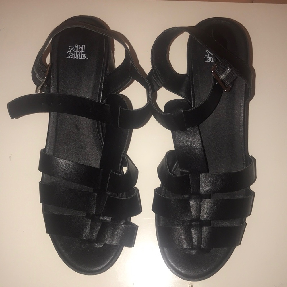 Black Chunky Sandals